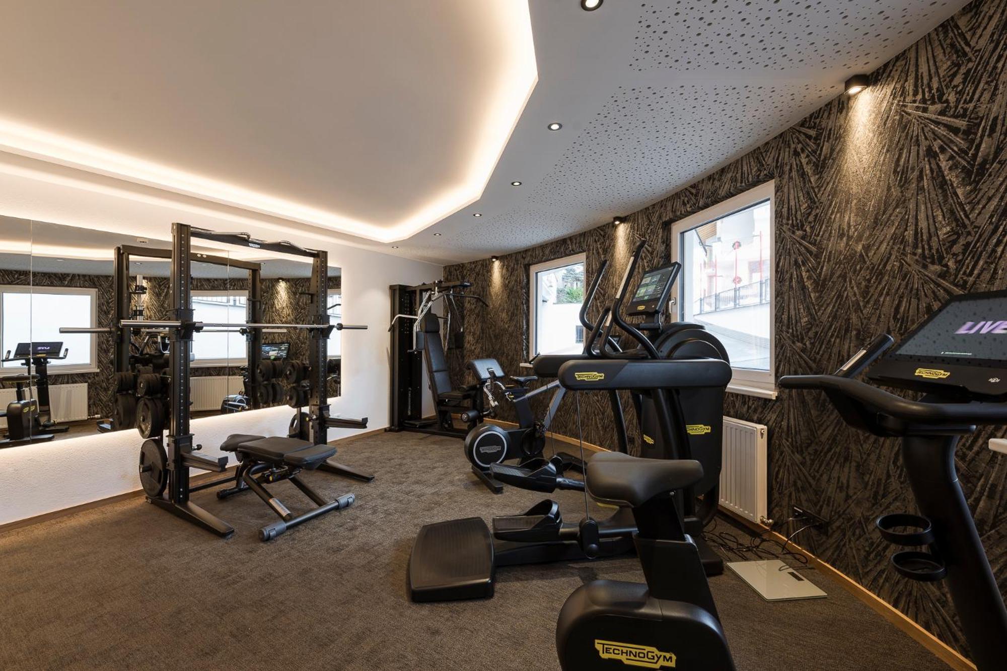 Hotel Seespitz Ишгъл Екстериор снимка