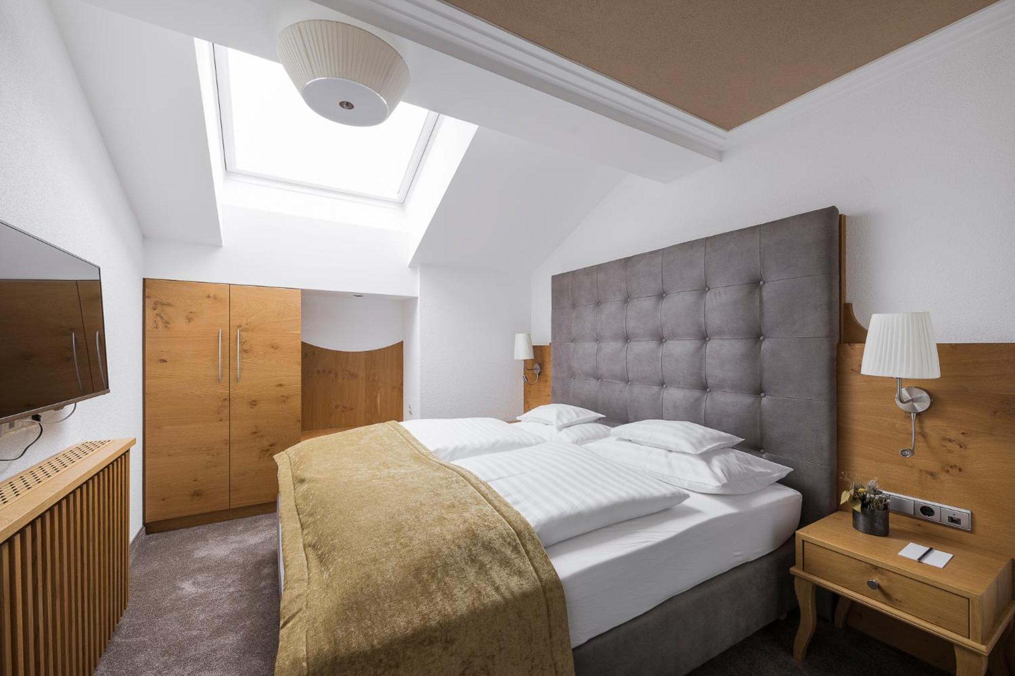 Hotel Seespitz Ишгъл Екстериор снимка